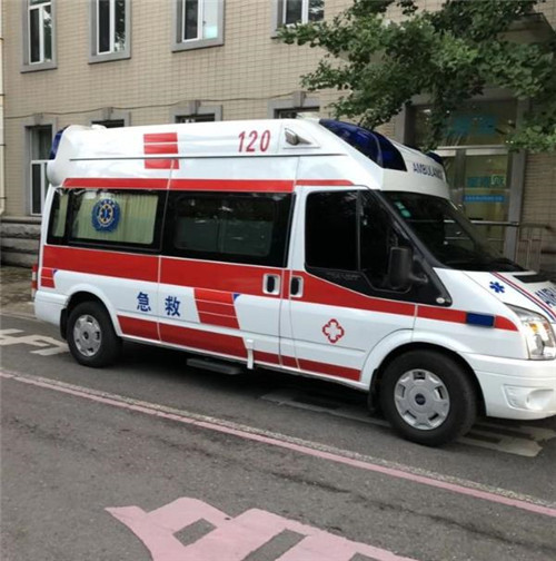 汇川选择我们的救护车出租,开启安心转院之旅